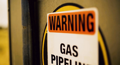 Gas pipeline warning label